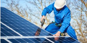 Installation Maintenance Panneaux Solaires Photovoltaïques à Chatrices